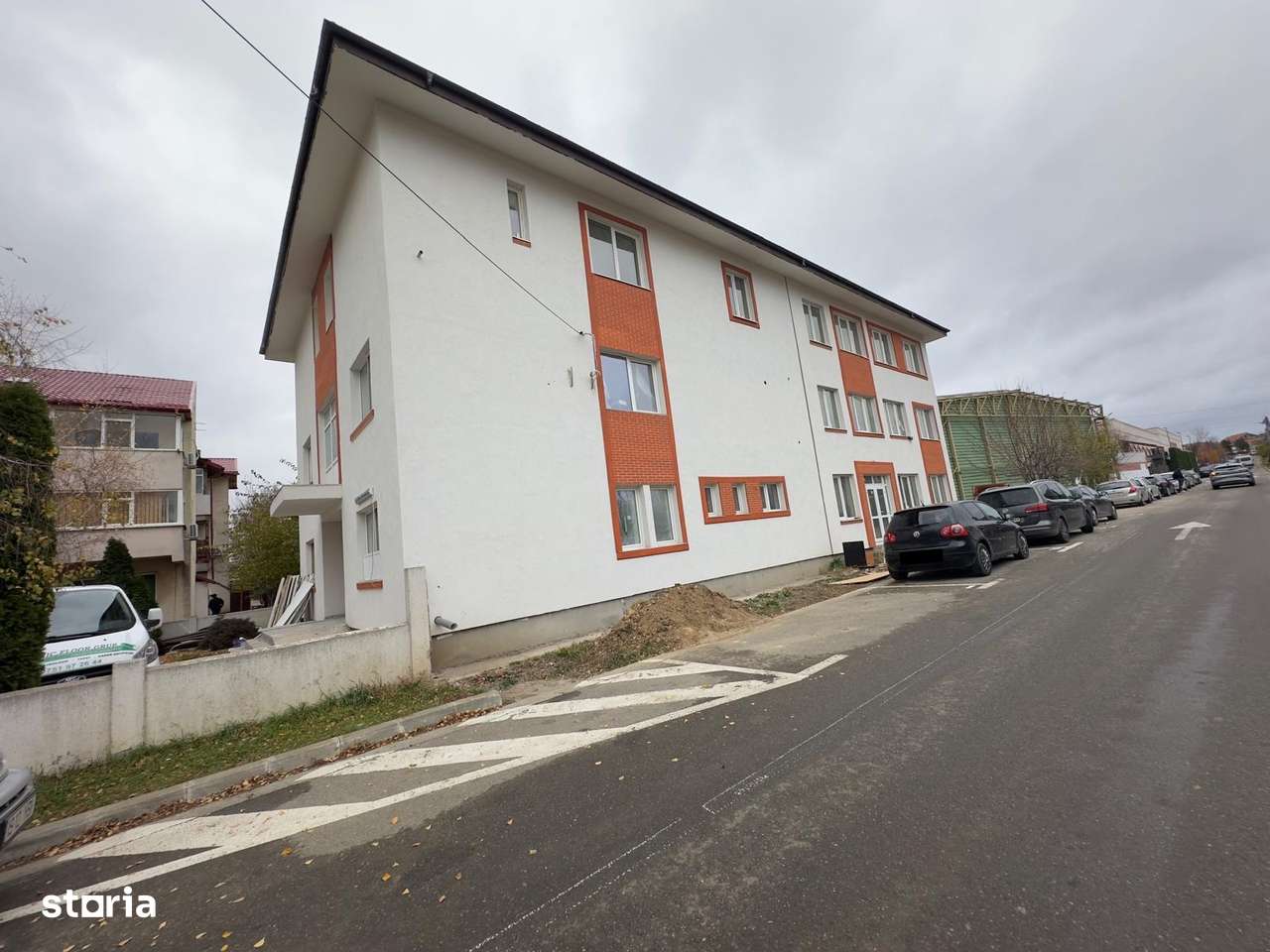 Spatii farmacie, cabinete, de la 55mp la 250mp, centru Miroslava - Imagine principală: 5/10