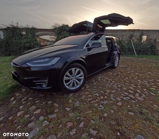 Tesla Model X Long Range Plus - 2