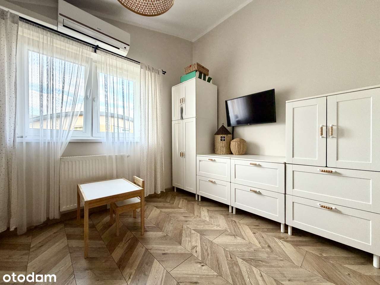 Osobna kuchnia | Klimatyzacja | Balkon 9 m² | Piwnica 7 m² | Do wejścia – pohled 6