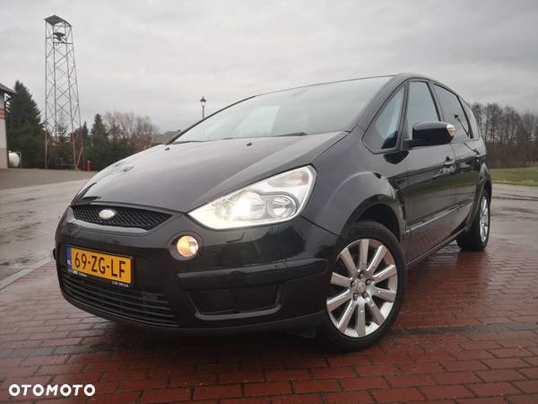 Ford S-Max 2.0 TDCi DPF Titanium - 19