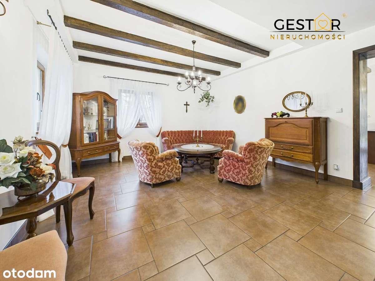 Dom z pięknym ogrodem i stawem_działka 5 739 m²_taras_pompa ciepła-0