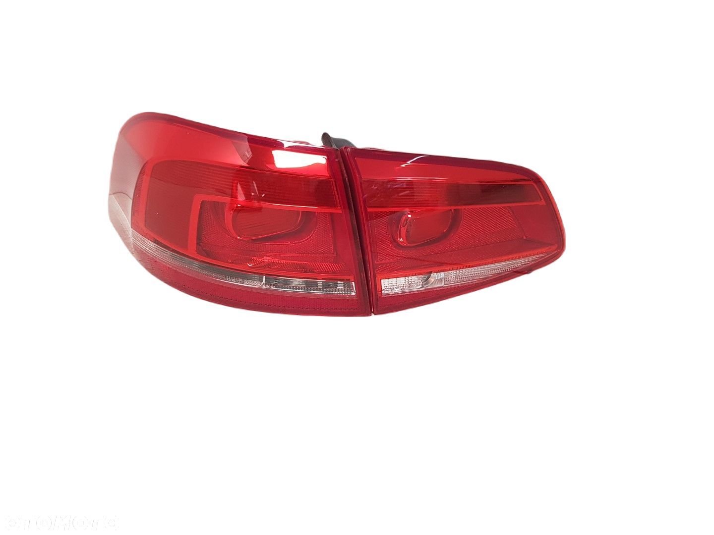 LAMPA TYLNA LEWA TYŁ KLAPA KLAPĘ VW PASSAT KOMBI VARIANT B7 10-14r 3AF945093B - 1