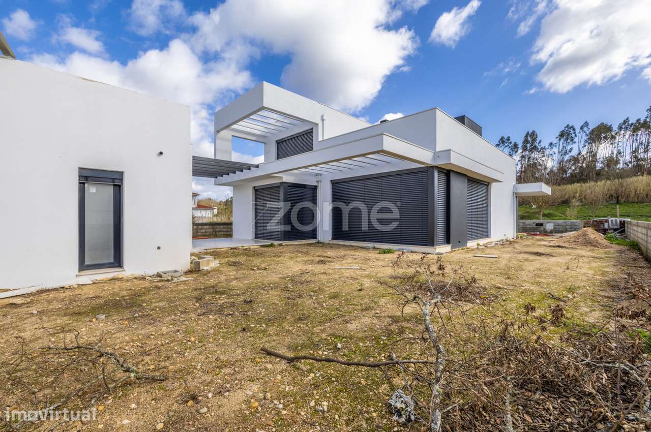 Moradia T3 - Leiria-11