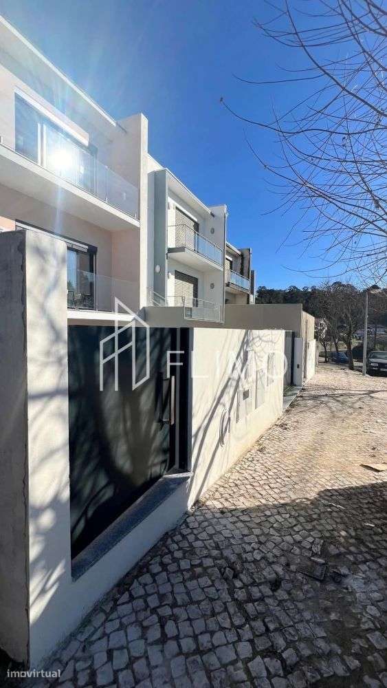 Moradia T3 geminada Nova-5