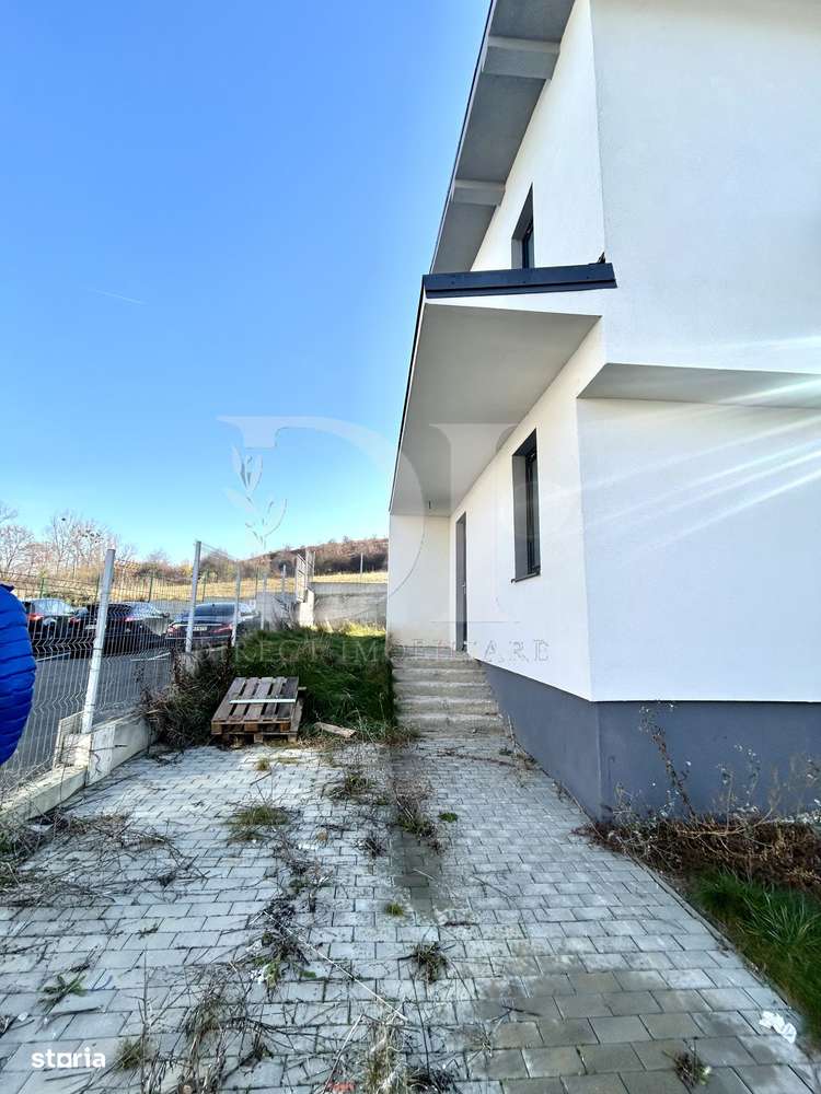 Duplex de vanzare / Zona  Magnoliei / Floresti - Imagine principală: 3/18