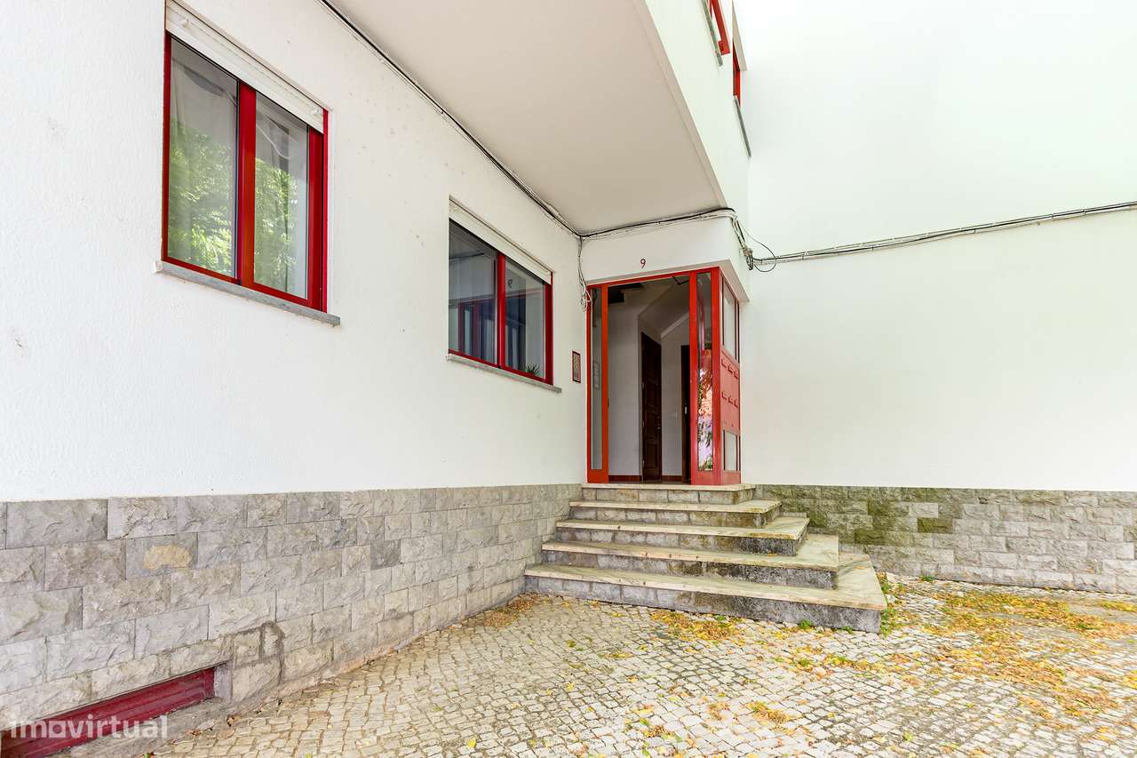 Apartamento T1, Funchalinho-14