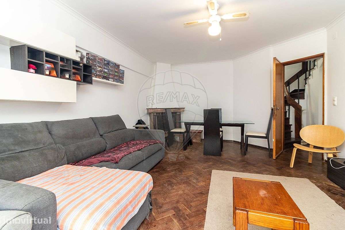 Moradia T4 para venda-9