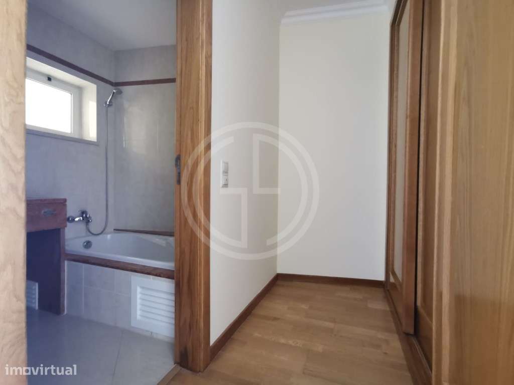 Apartamento T3 no centro de Vilamoura, em condomínio com piscina e ...-7