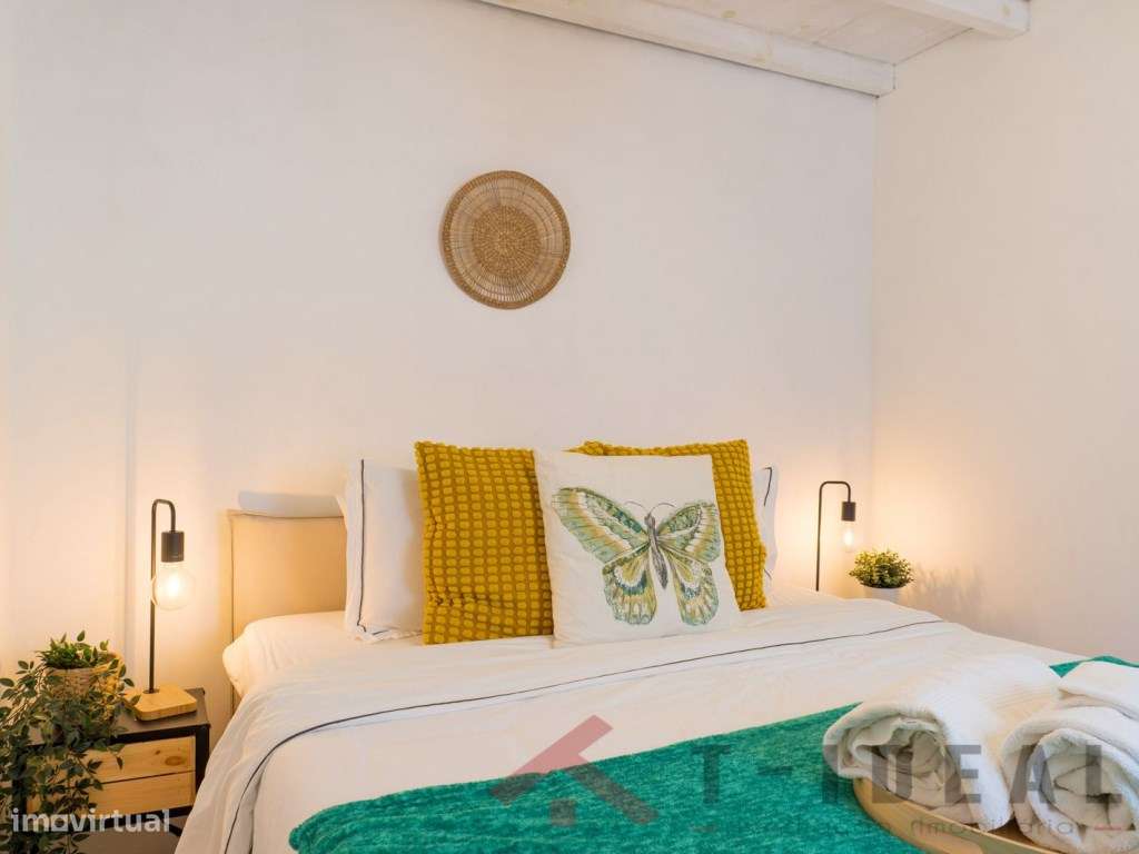 Moradia Renovada Perto Praias-24