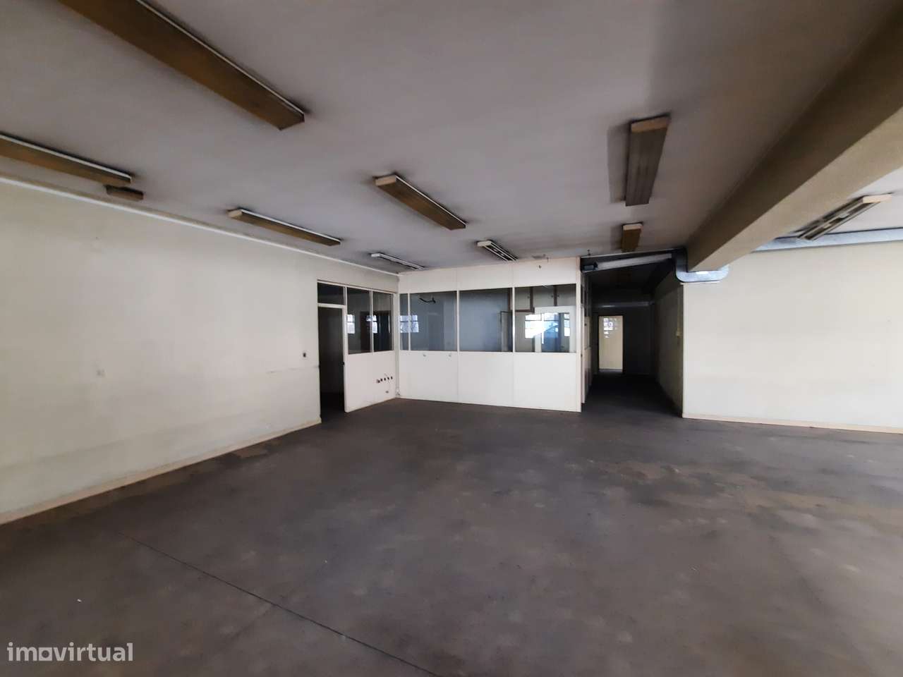 Imóvel comercial em Ermesinde com 564 m²-7