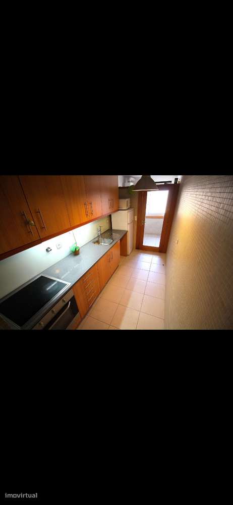 T2 venda com garagem e arrumos em Leça da Palmeira - Grande imagem: 3/8