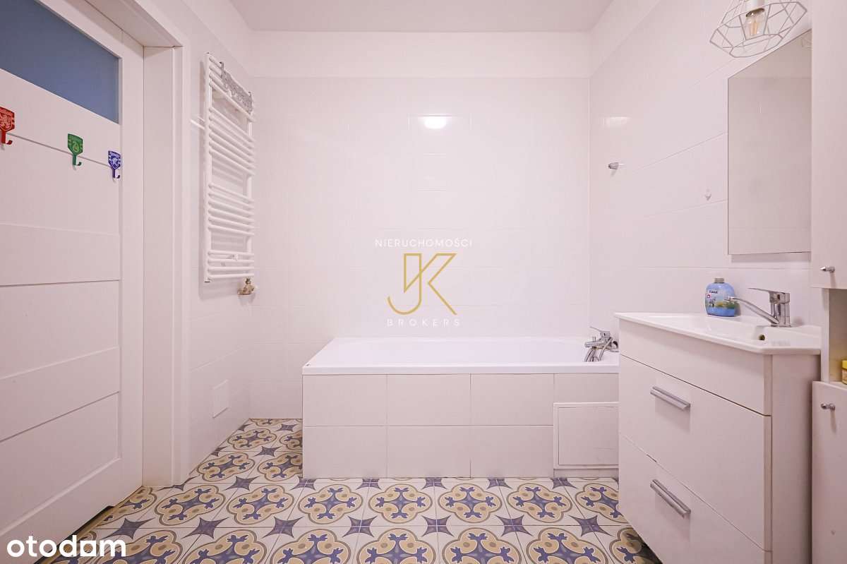 Funkcjonalny bliźniak z garażem - Stargard-15