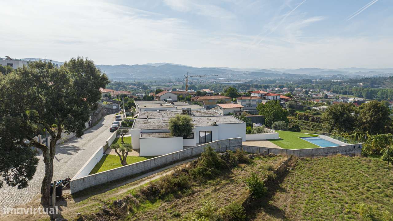 Moradia T3 seminova Briteiros  - Guimarães-32