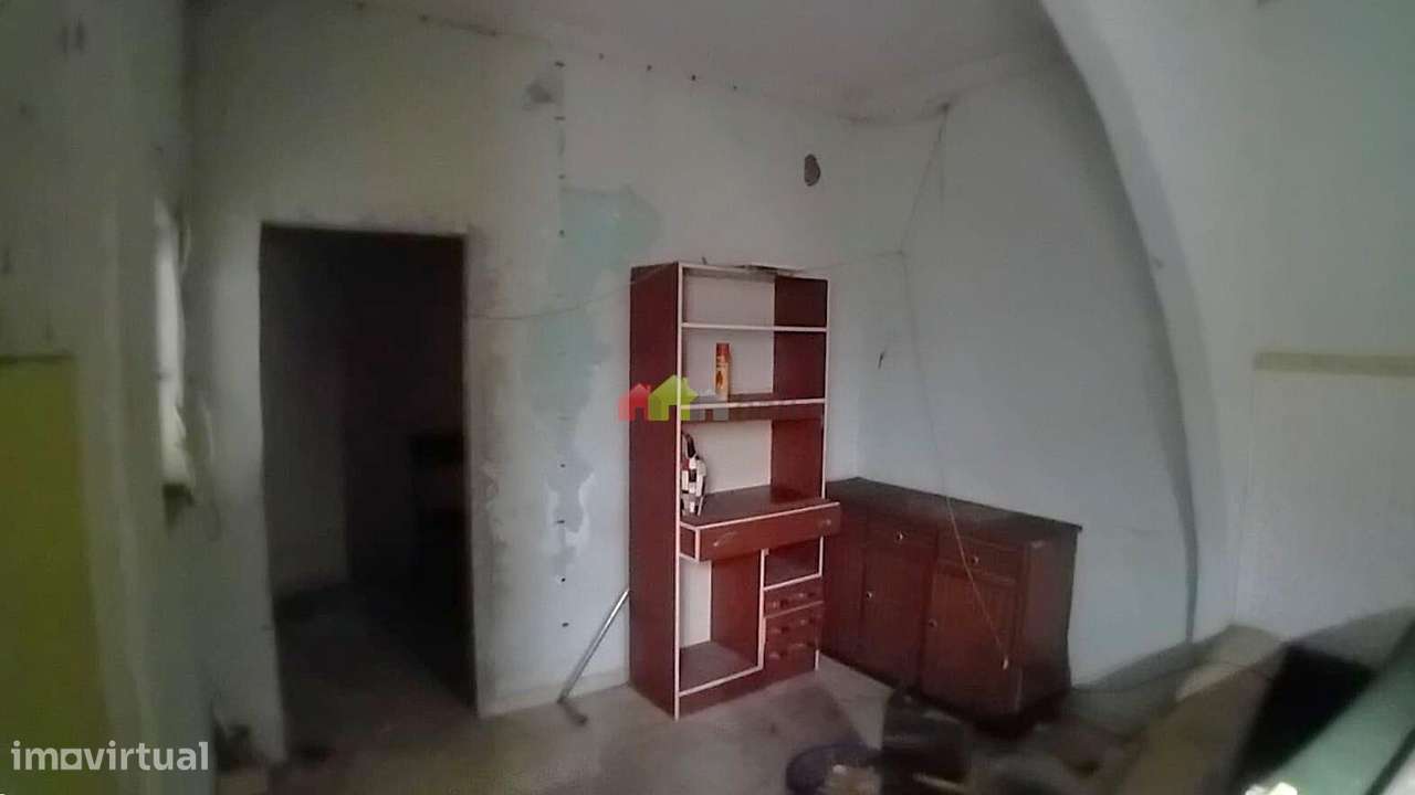 Moradia T4 térrea com anexos na Varzinha - Setúbal-17