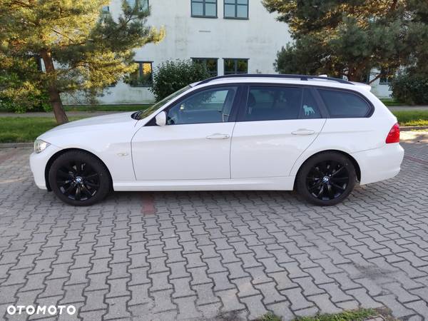 BMW Seria 3 - 30