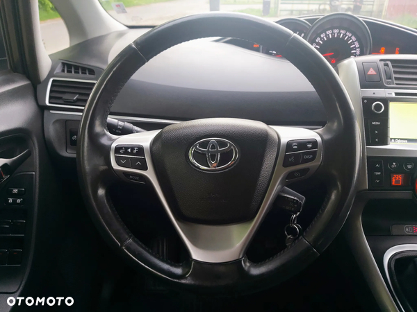 Toyota Verso 1.8 Premium 7os EU6 - 18