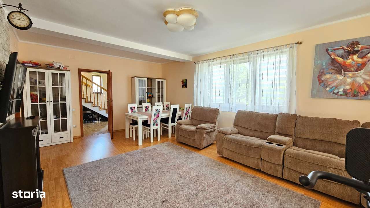 Casa de vis ,ideala familie,singur in curte,250000 Euro.Comision 0%-7