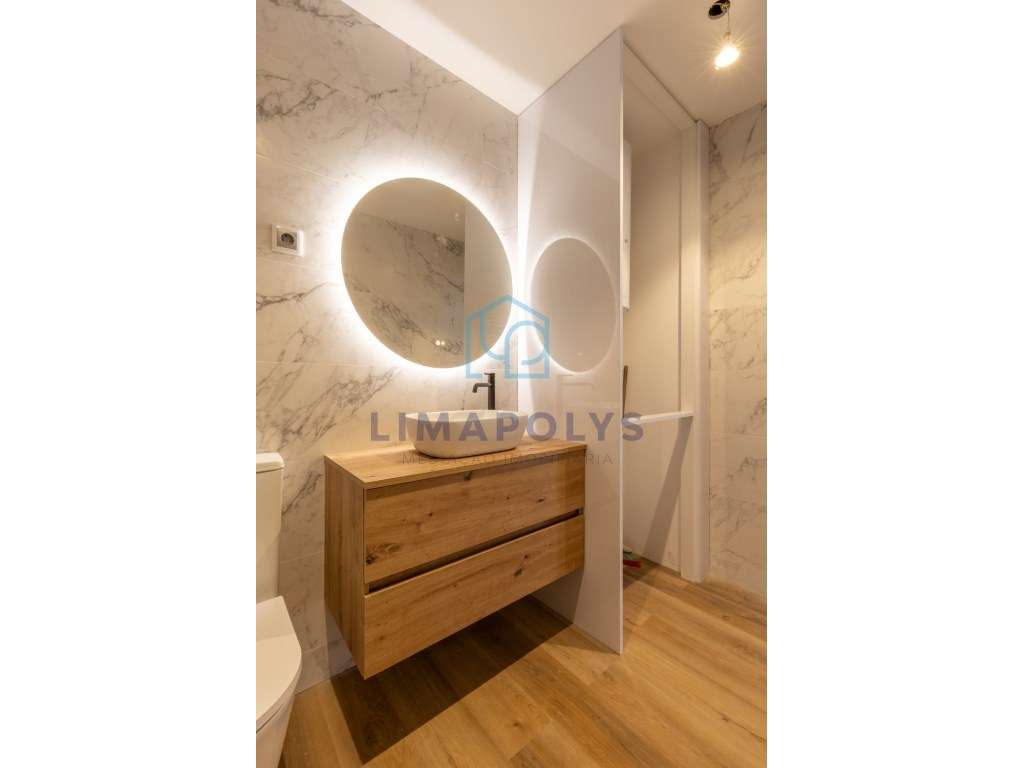 Apartamento T1 totalmente Renovado na Praia da Amorosa | Pronto a H...-5