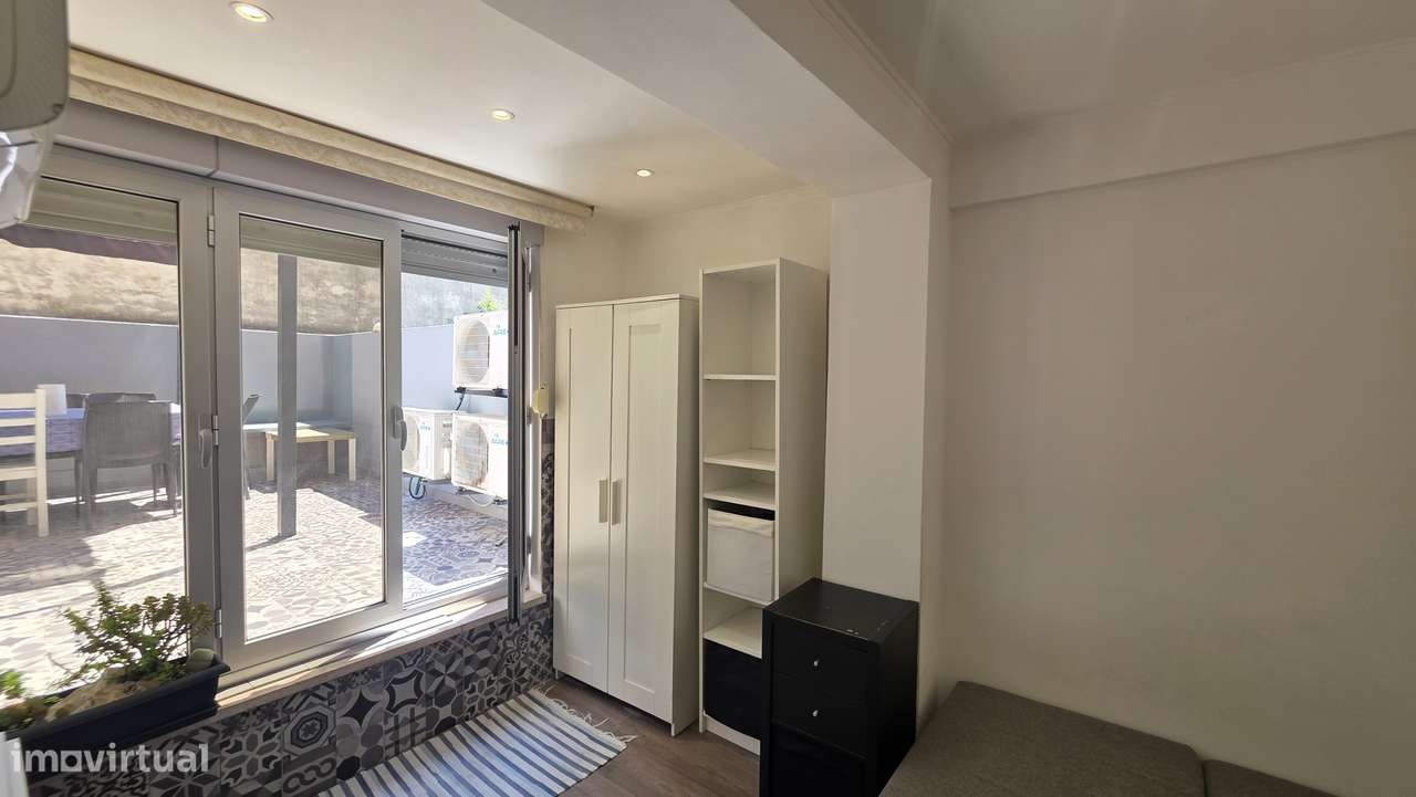 T3 Premium Remodelado no centro de lisboa com terraço Privado-9