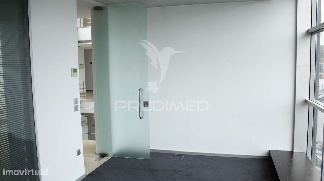 Escritório no Parque Industrial de Celeirós - Grande imagem: 5/9