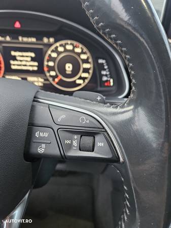 Audi Q7 3.0 TFSI Quattro Tiptronic - 11