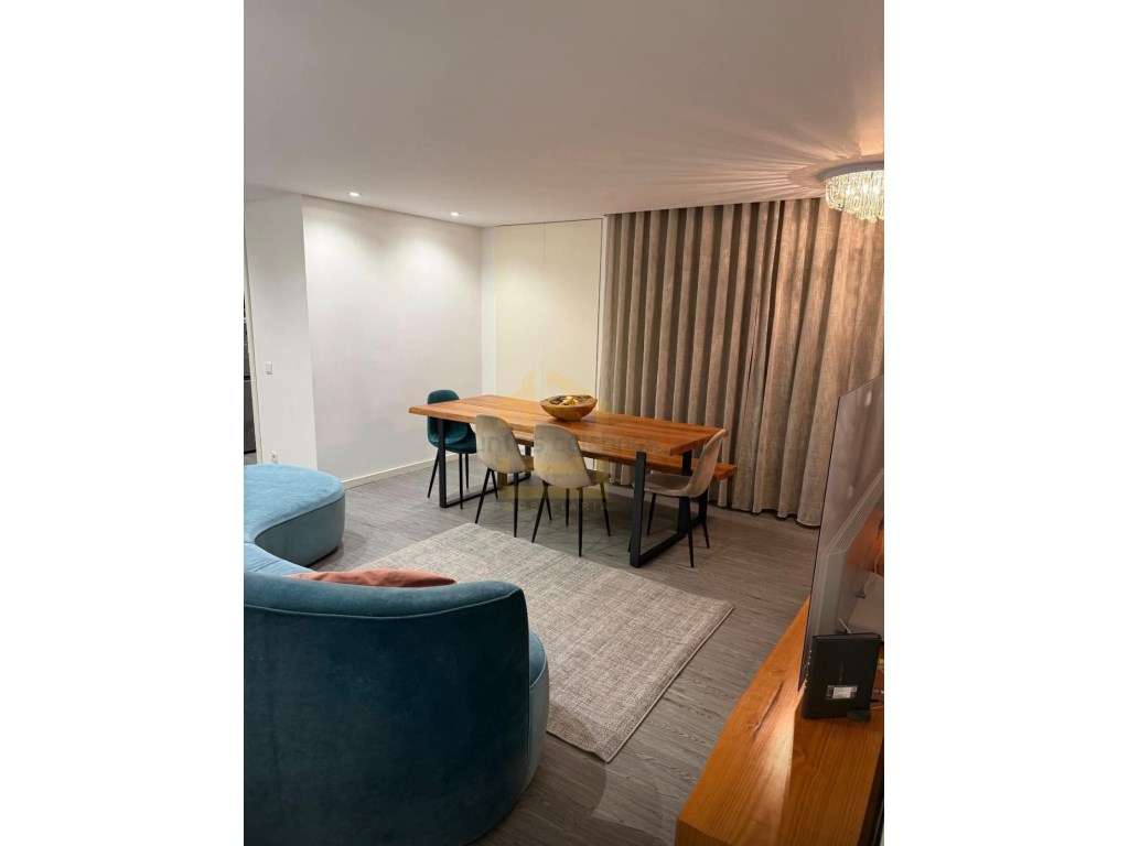 Apartamento T2 Totalmente Renovado com lugar de garagem a 100mt da ...-31