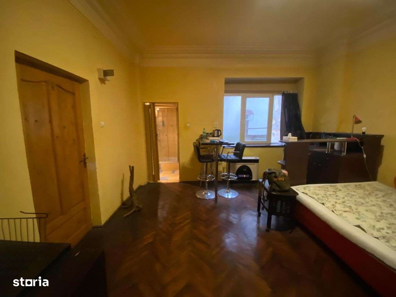 Vanzare garsoniera parter vila D+P+2 Cotroceni metrou Eroilor - Imagine principală: 4/7