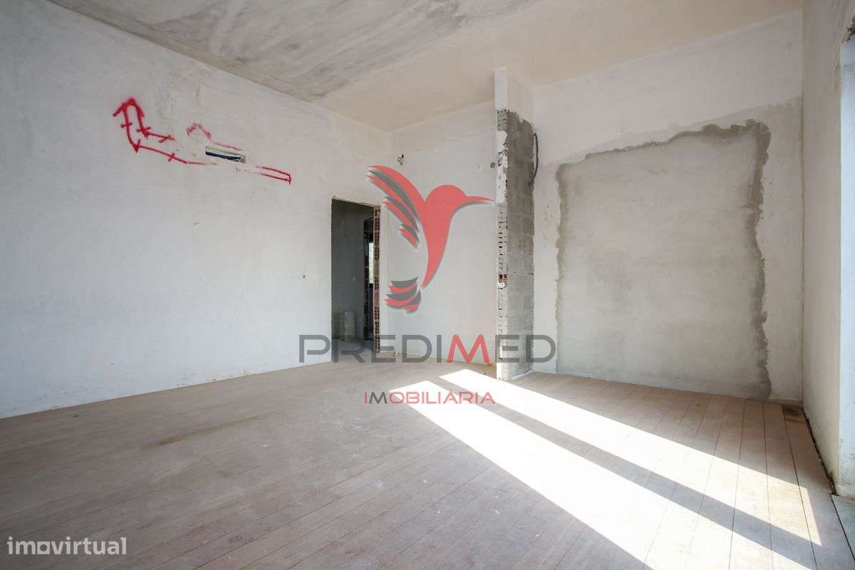 Terreno com moradia T6 no Murtal- Eiras-Coimbra - Grande imagem: 4/25