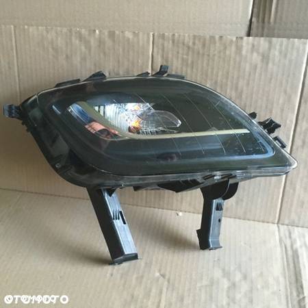 halogen prawy OPEL ASTRA IV 4 J 09-12 - 1