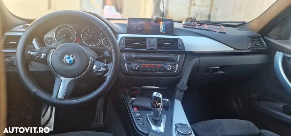 BMW Seria 3 320d Sport-Aut. - 6