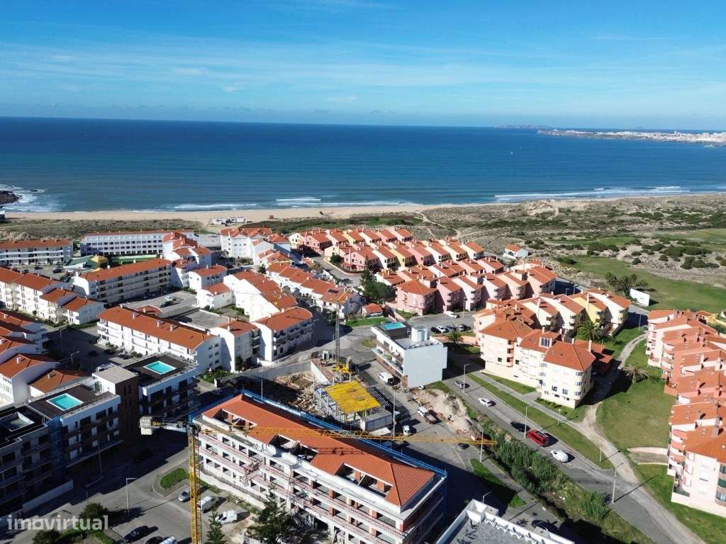 Apartamento T2 com Vista Mar no Rooftop, junto à Praia da Consolação-21