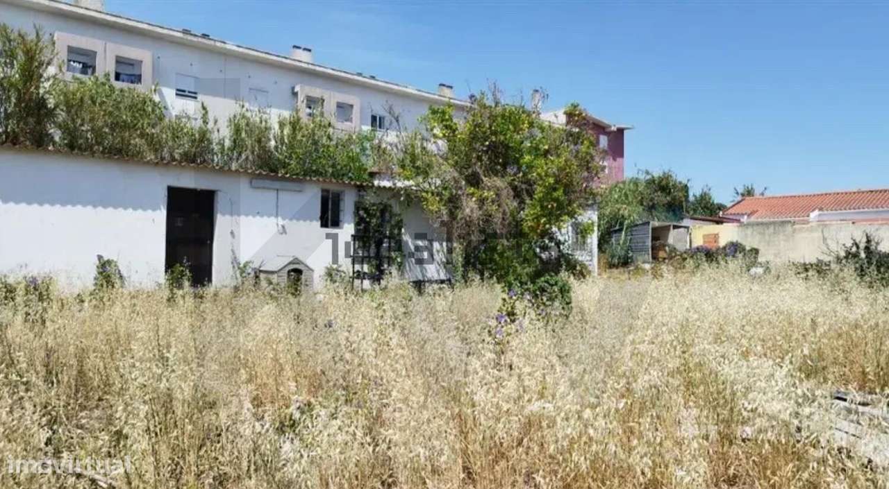 Terreno à venda na Rua Sítio ao Casalinho da Ajuda - Grande imagem: 4/12