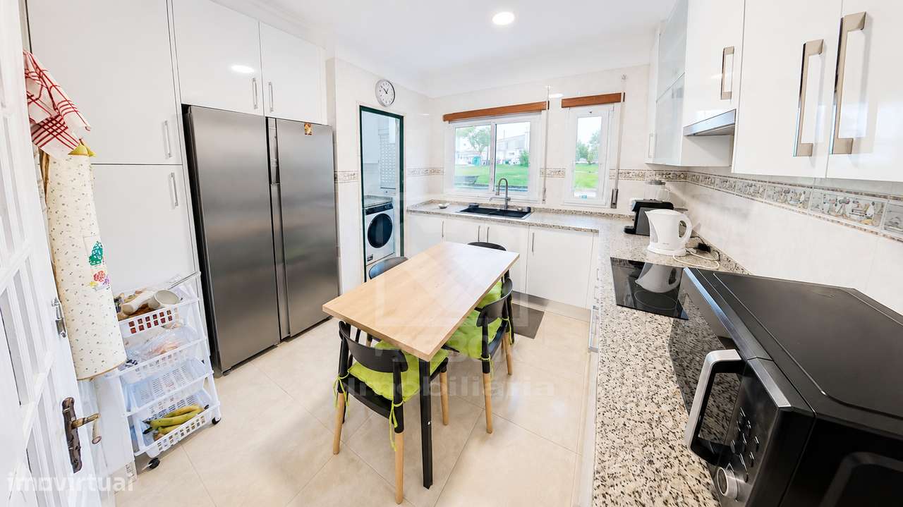 Apartamento T4, lavandaria e excelente aproveitamento do espaço-5