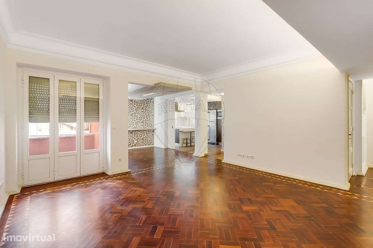 Apartamento T4 para venda - Grande imagem: 1/31