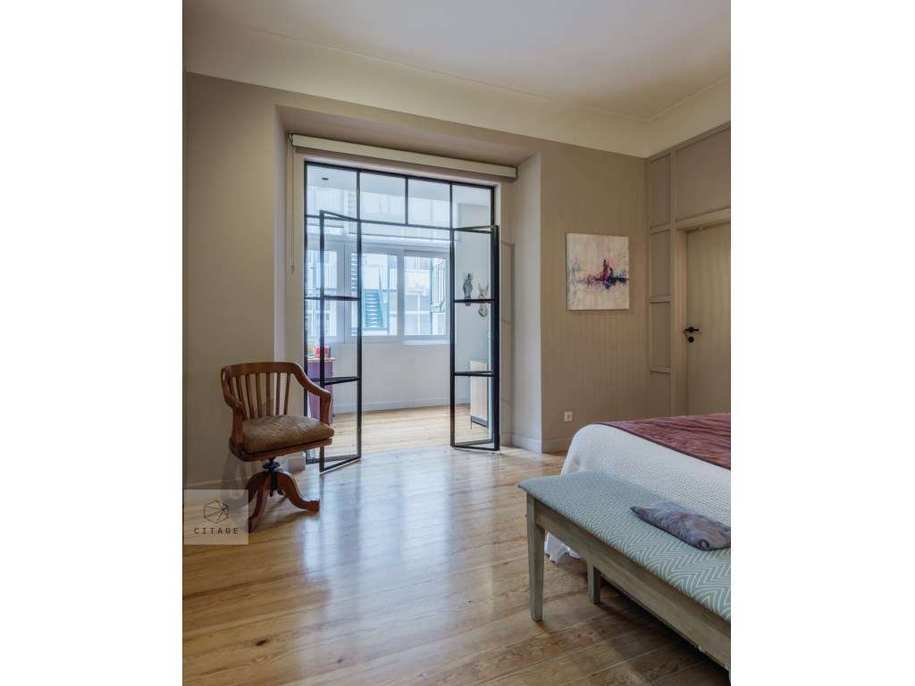 Apartamento T4 para venda Parque Eduardo VII-21