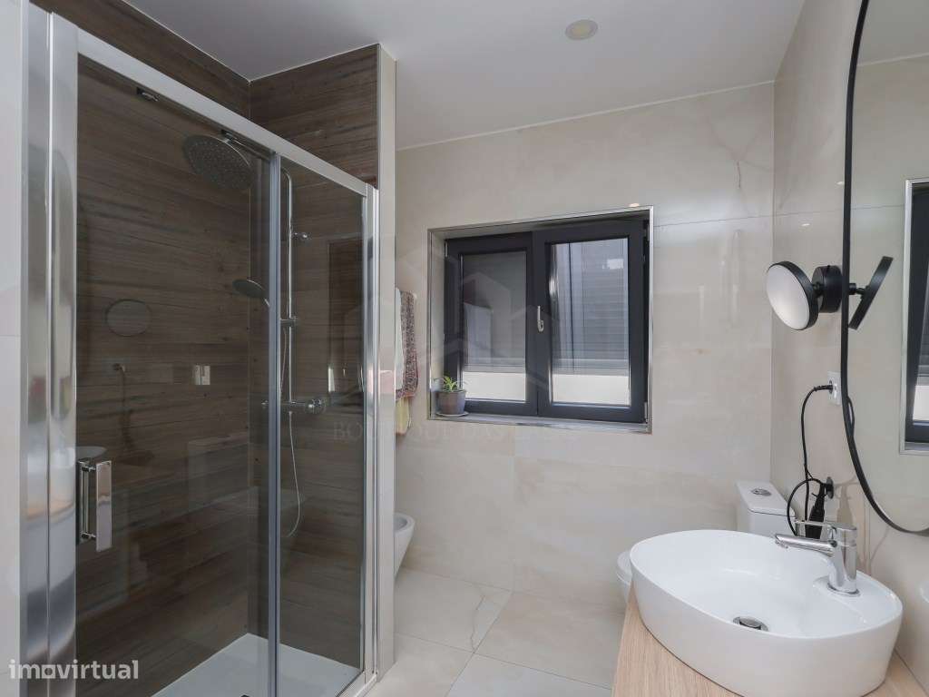 Moradia T3 com Terraço - Gondomar-23