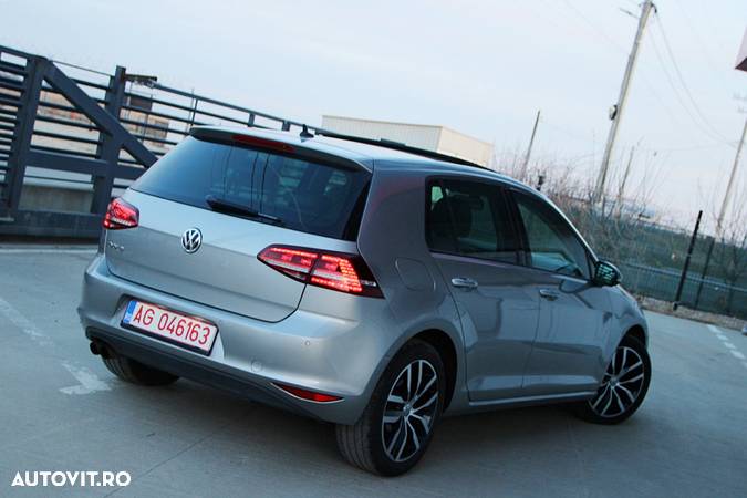 Volkswagen Golf 1.4 TSI BlueMotion Technology DSG Highline - 5