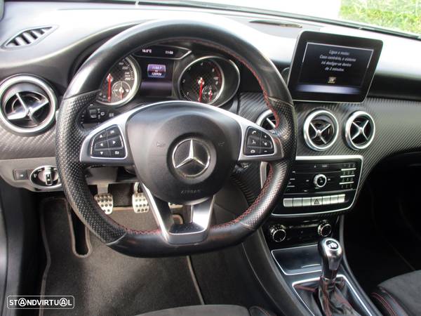 Mercedes-Benz A 180 d AMG Line - 12