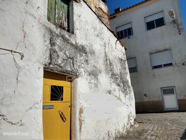 Casa antiga para recuperar GALVEIAS