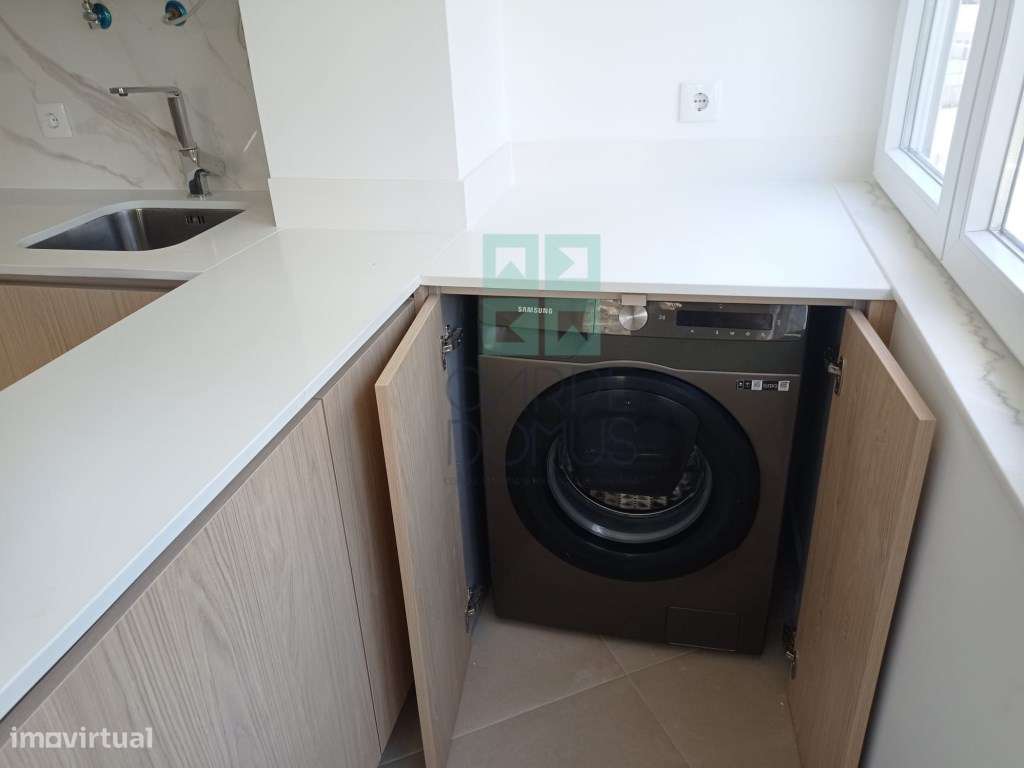 Apartamento T3 , remodelado, no Lumiar - Lisboa-15