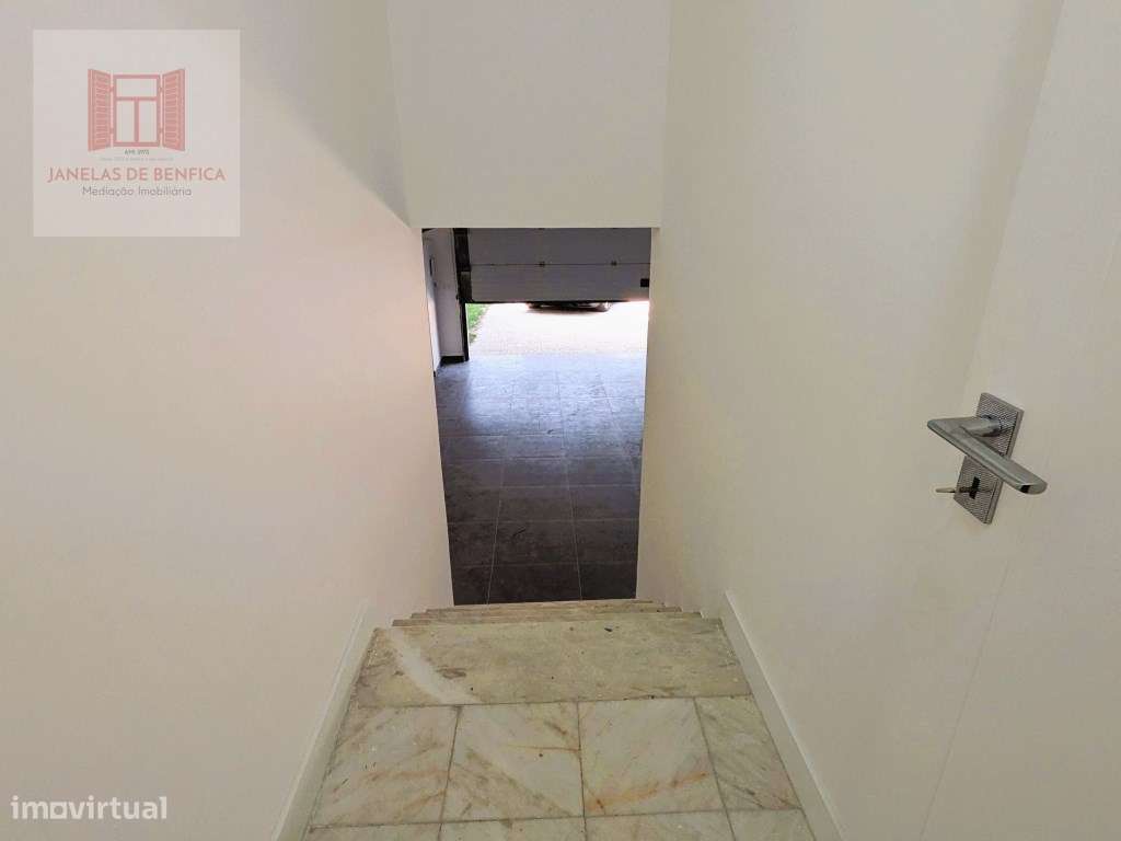 Herdade Aroeira, V4 c/ piscina e jardins-28