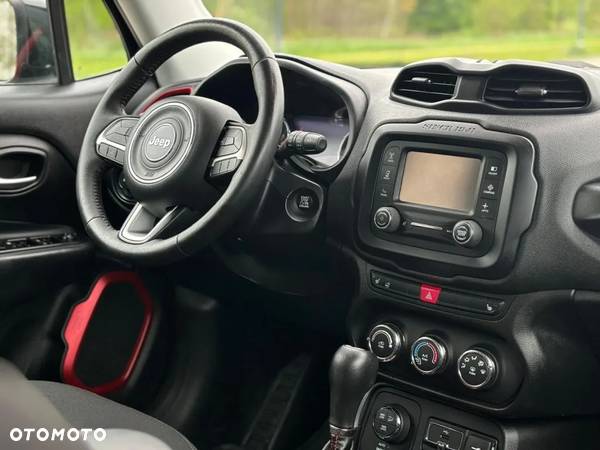 Jeep Renegade - 22