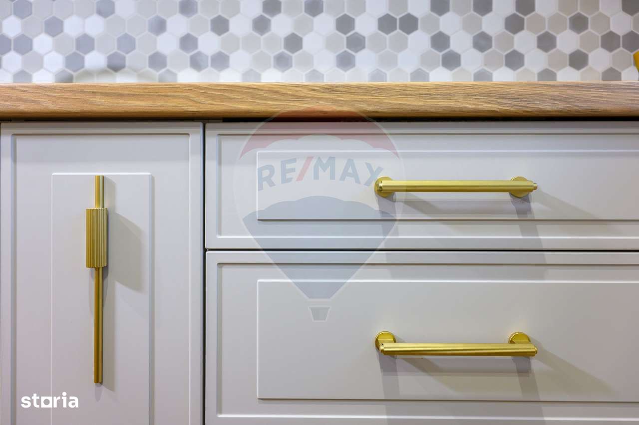 Apartament renovat, modern, cu 3 camere, de vânzare în Grigorescu-5