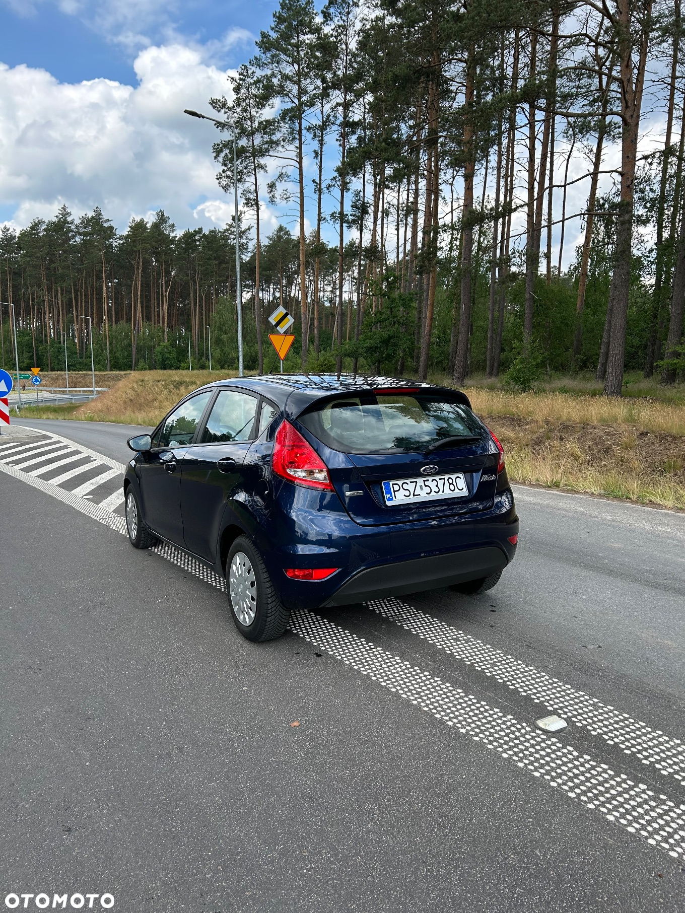 Ford Fiesta 1.6 TDCi DPF Trend - 3