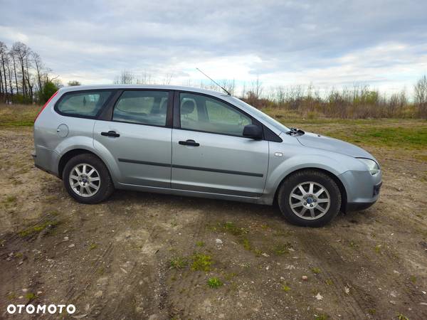 Ford Focus 1.6 Comfort - 2