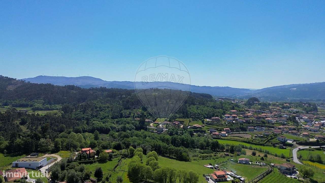 Moradia T5 para venda-16