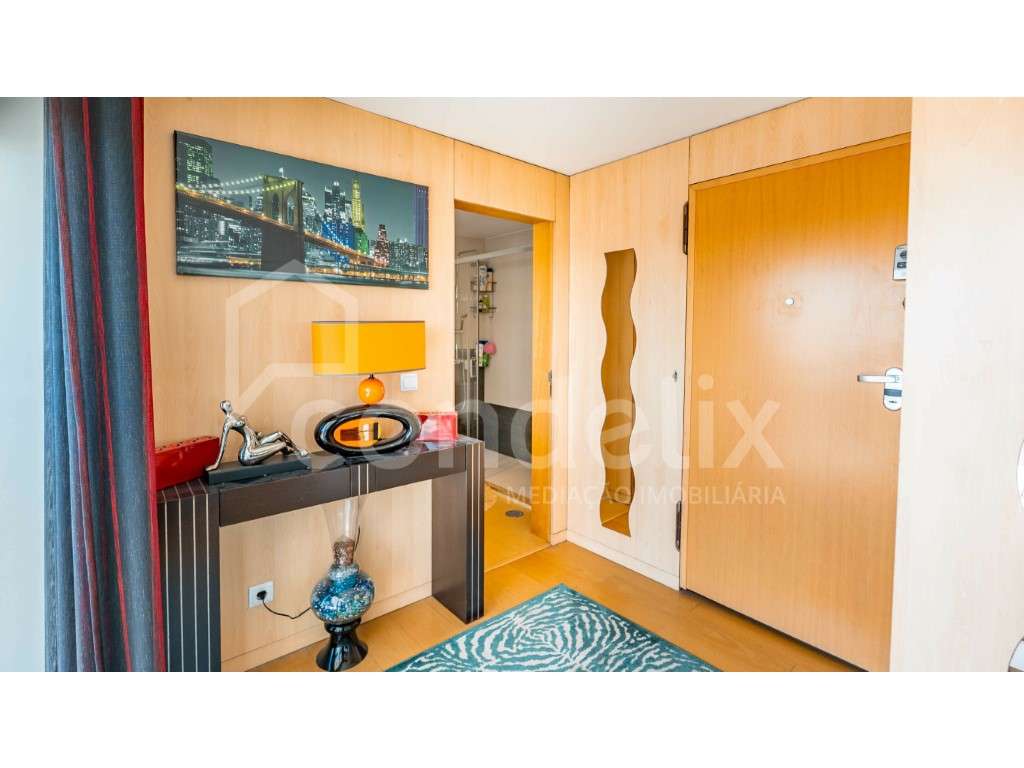Apartamento T0 para venda junto ao estádio do Dragão-9