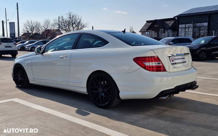 Mercedes-Benz C 220 CDI Coupe Edition - 8