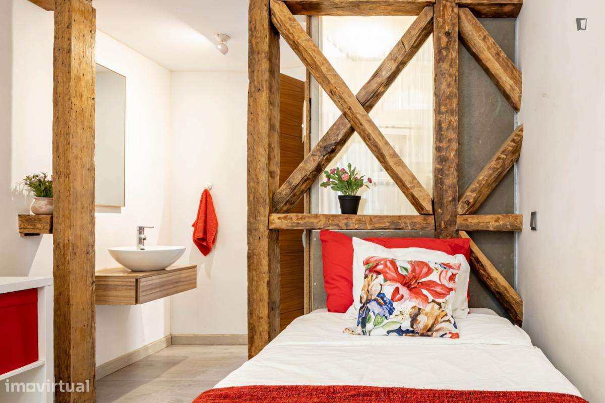 Quarto - localizado em Baixa Lisbon - Grande imagem: 3/8