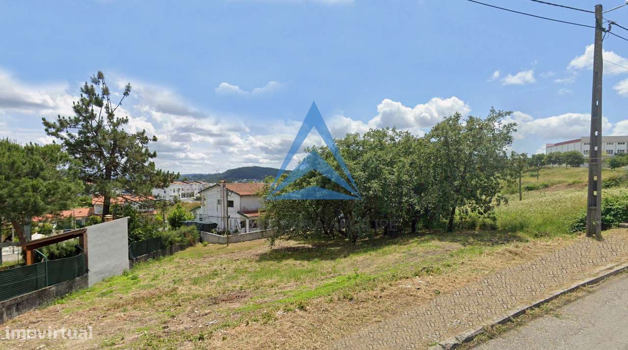 Lote Urbano - Grande imagem: 3/50